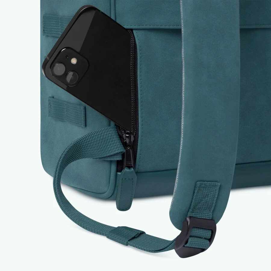 backpack adventurer small quepos