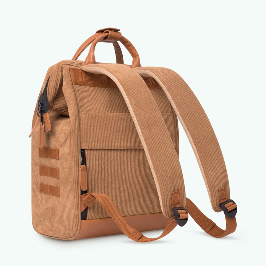 backpack adventurer medium dubai