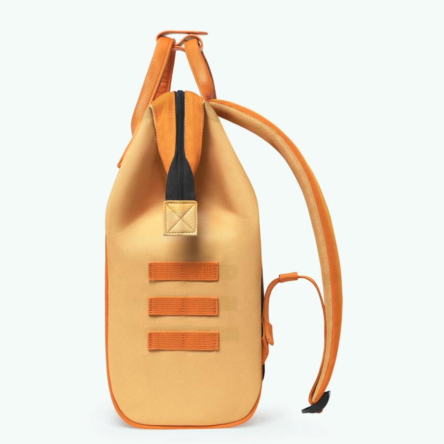 rucksack-abenteurer mittelgrasig